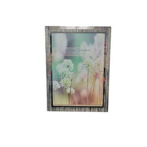 Swing Design 5x7 Picture Frame Shiny Silver Striped Finish